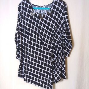Black And White Tunic Top 3X